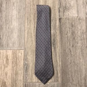 Geoffrey Beene silver tie
